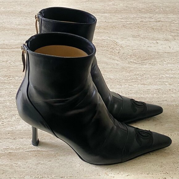 Vintage Chanel Mesh CC Ankle Boots - Picture 4 of 9